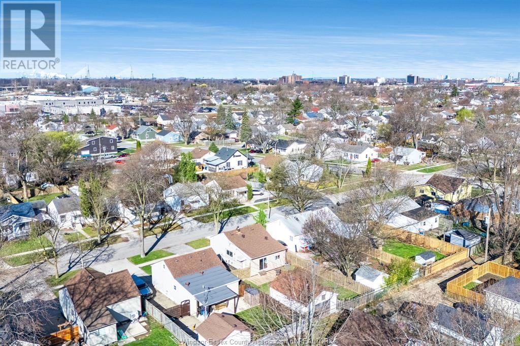 2334 ELSMERE AVENUE Image 37