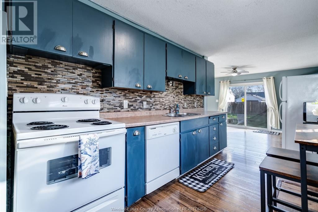 2334 ELSMERE AVENUE Image 5