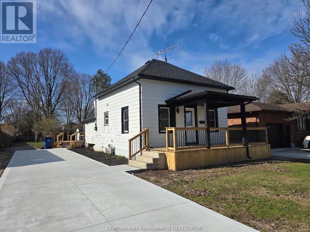 507 TRERICE STREET WEST Image 1