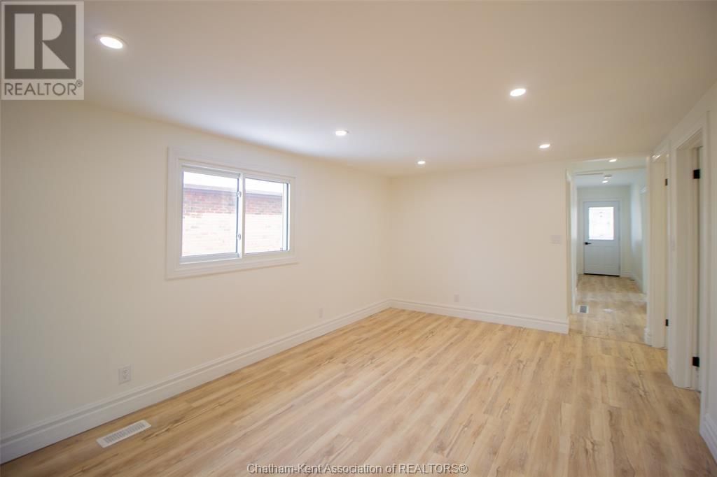 507 TRERICE STREET WEST Image 22