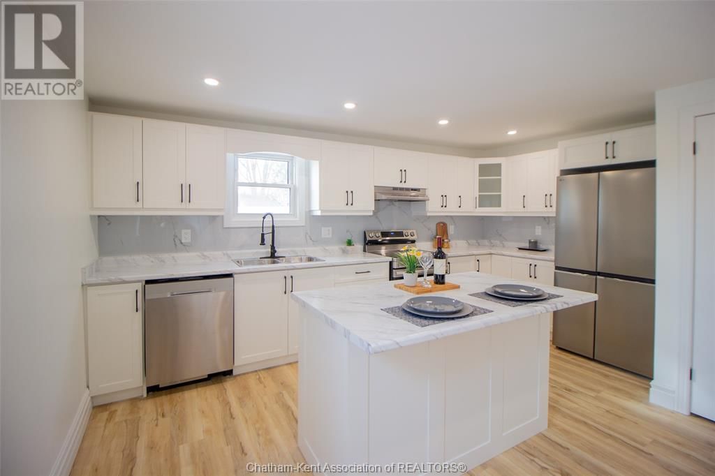 507 TRERICE STREET WEST Image 26