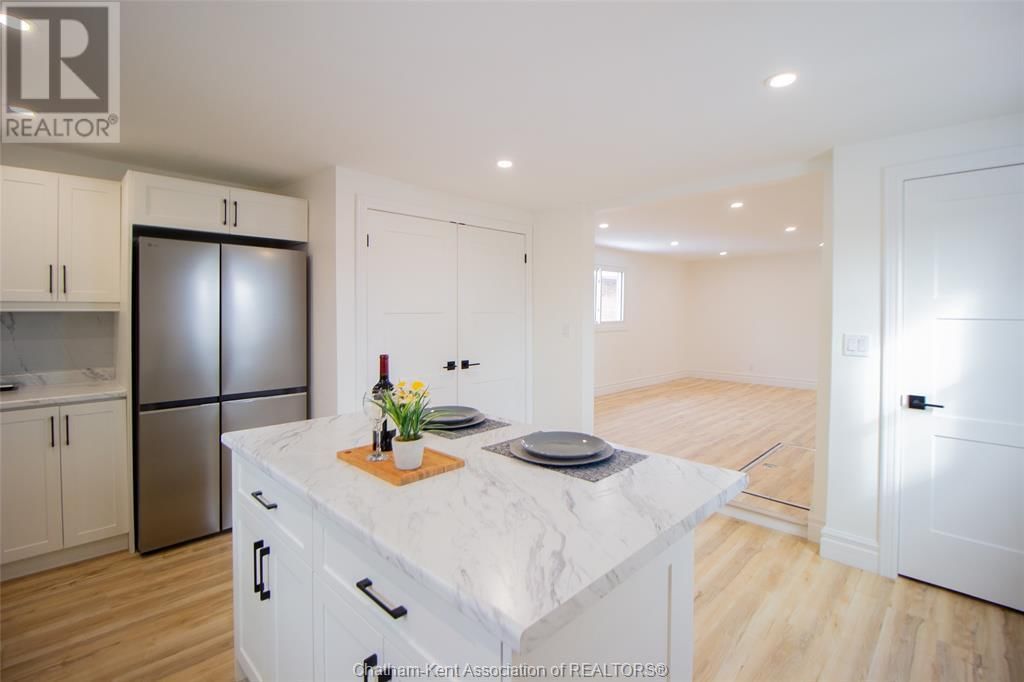 507 TRERICE STREET WEST Image 30