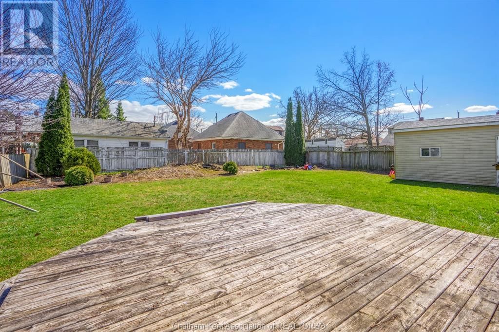19 THELMA AVENUE Image 29