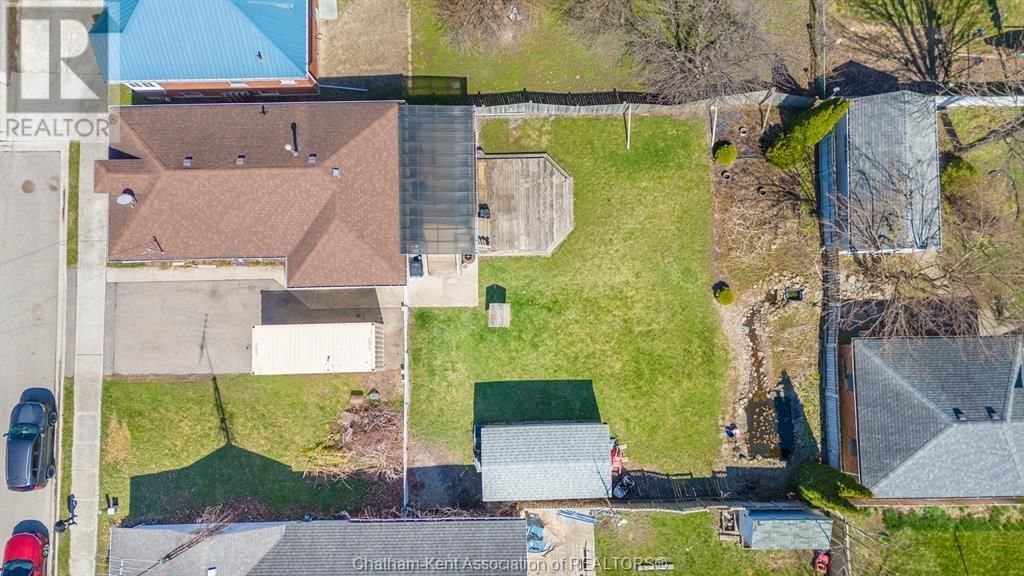 19 THELMA AVENUE Image 3