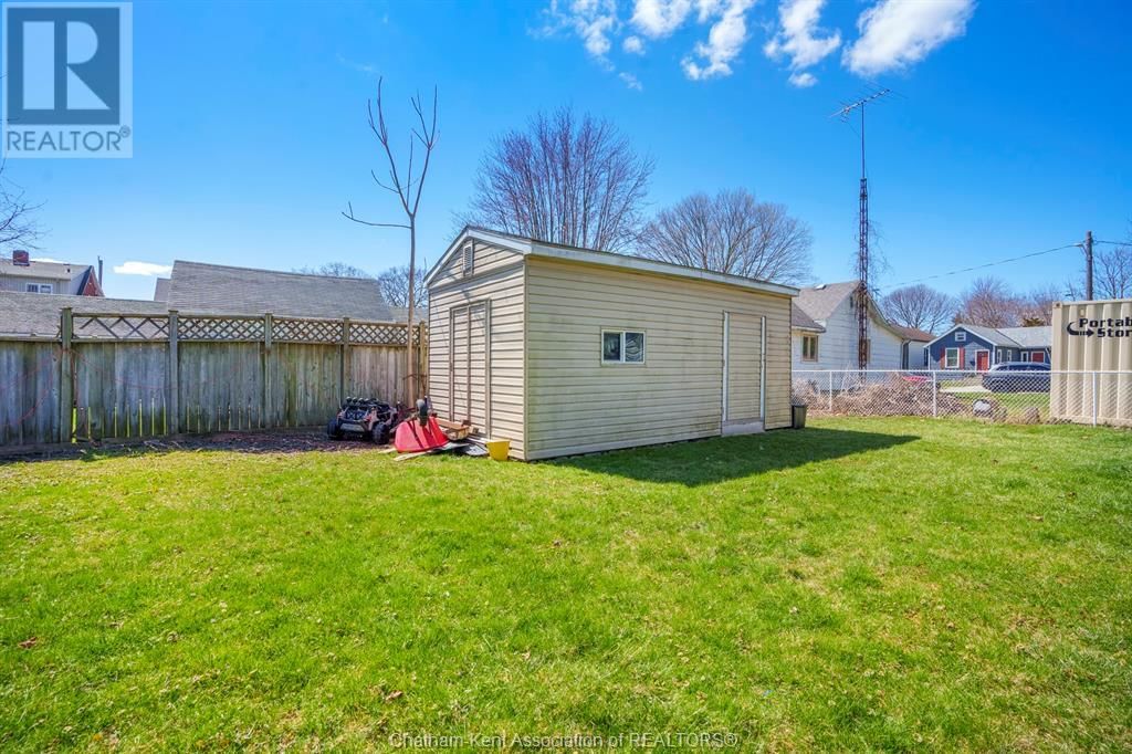 19 THELMA AVENUE Image 31