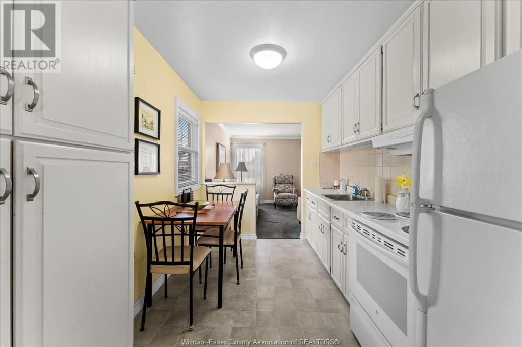 2209 PARENT AVENUE Image 12