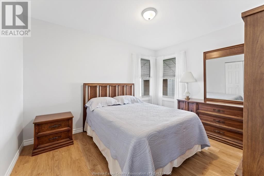 2209 PARENT AVENUE Image 14