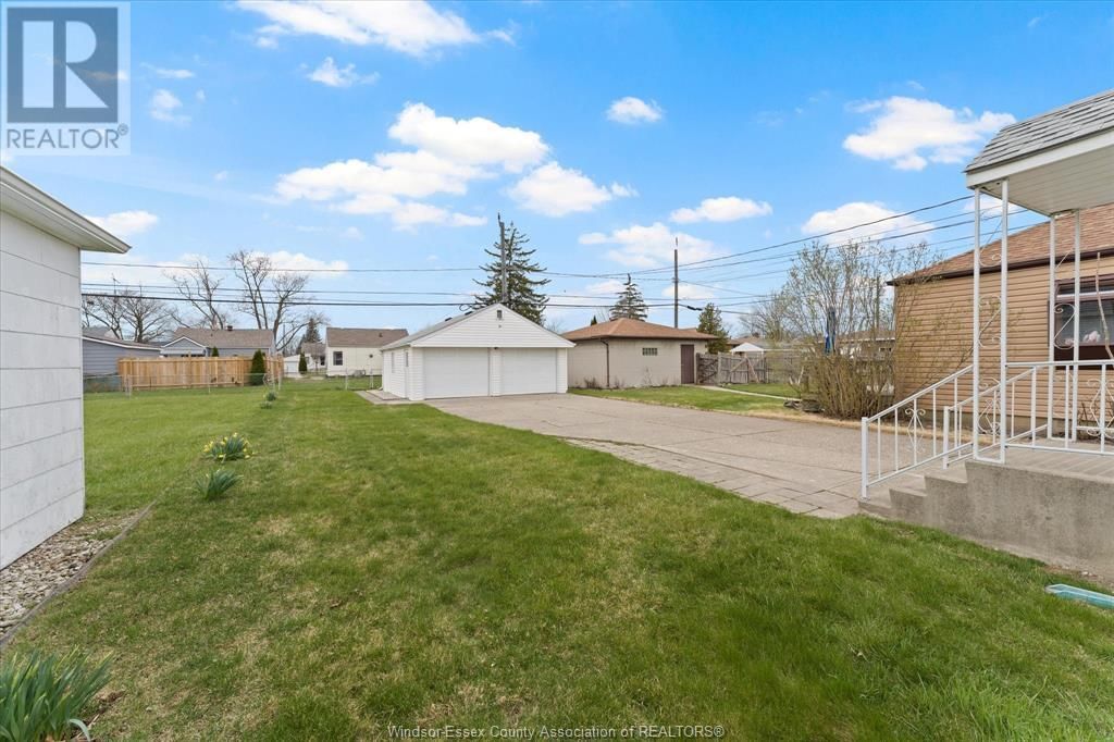 2209 PARENT AVENUE Image 18