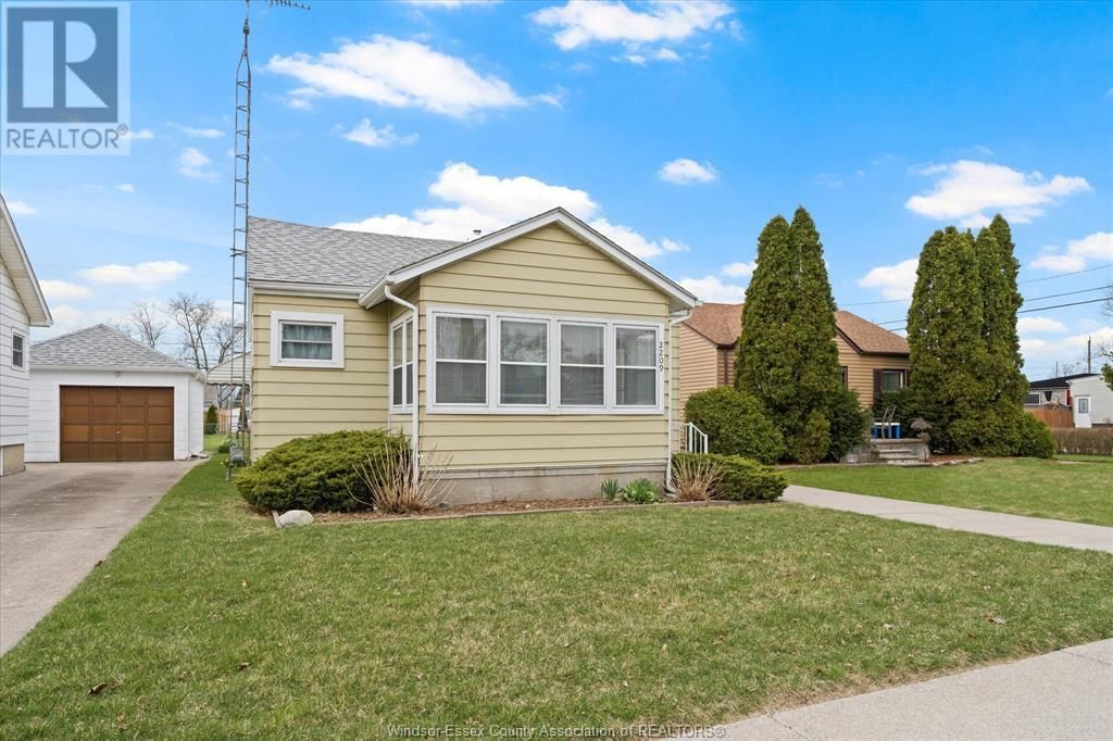 2209 PARENT AVENUE Image 2