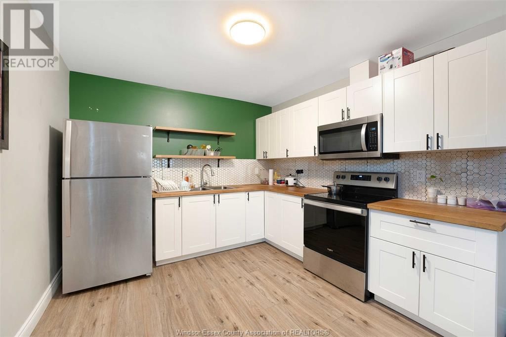 746 DOUGALL AVENUE Image 17