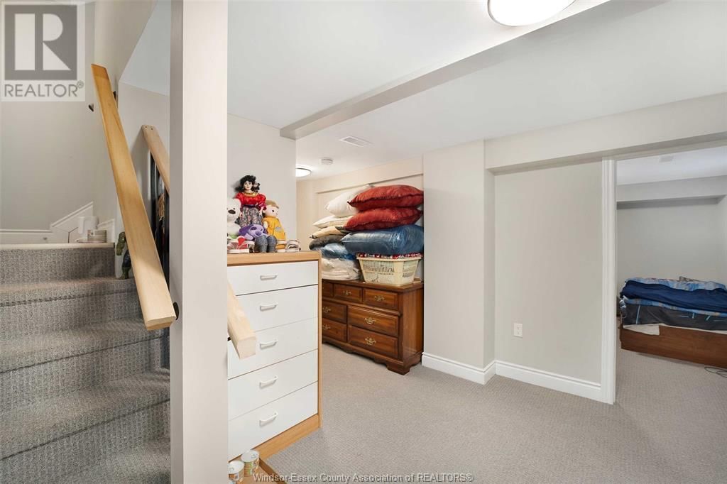 746 DOUGALL AVENUE Image 30