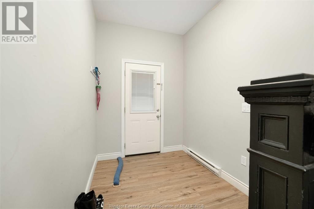 746 DOUGALL AVENUE Image 6