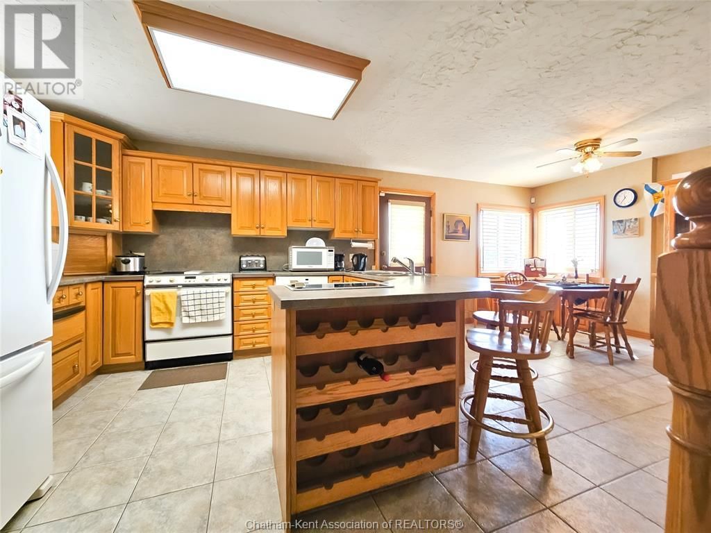 395 TOWANDA BOULEVARD Image 22