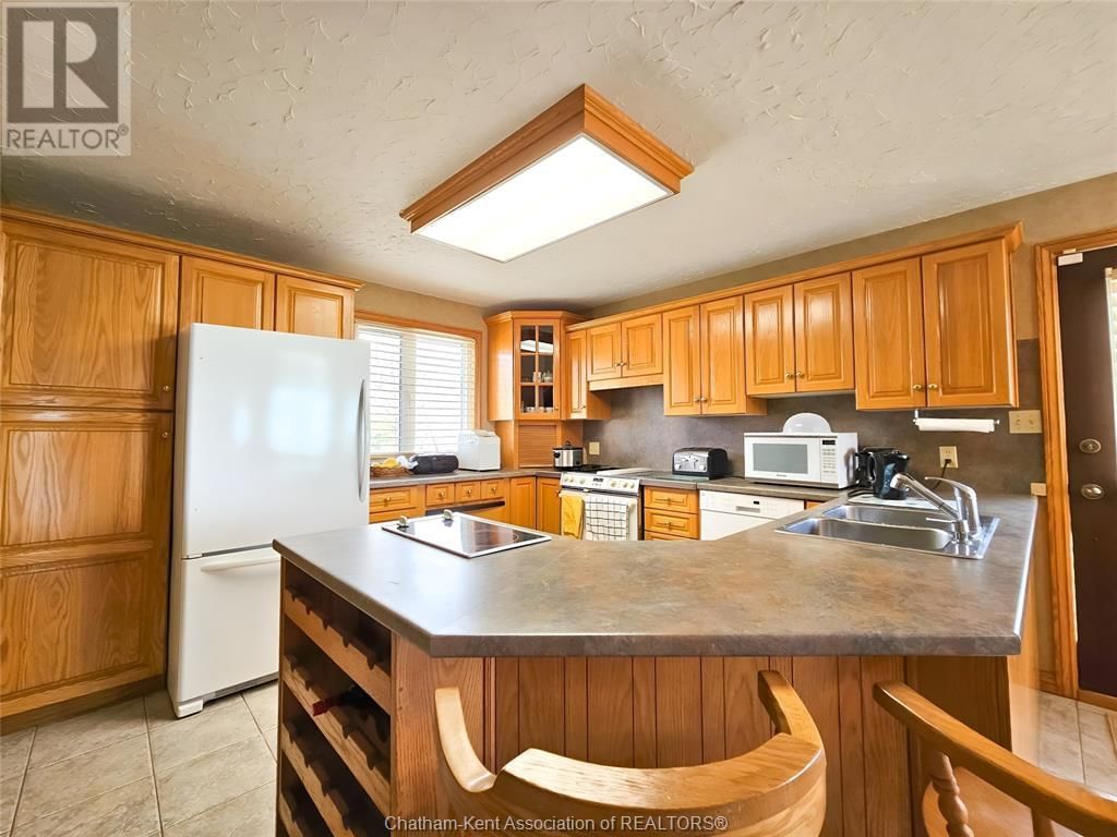 395 TOWANDA BOULEVARD Image 25