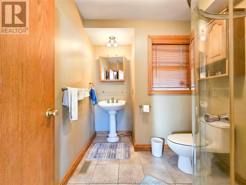 395 TOWANDA BOULEVARD Image 32