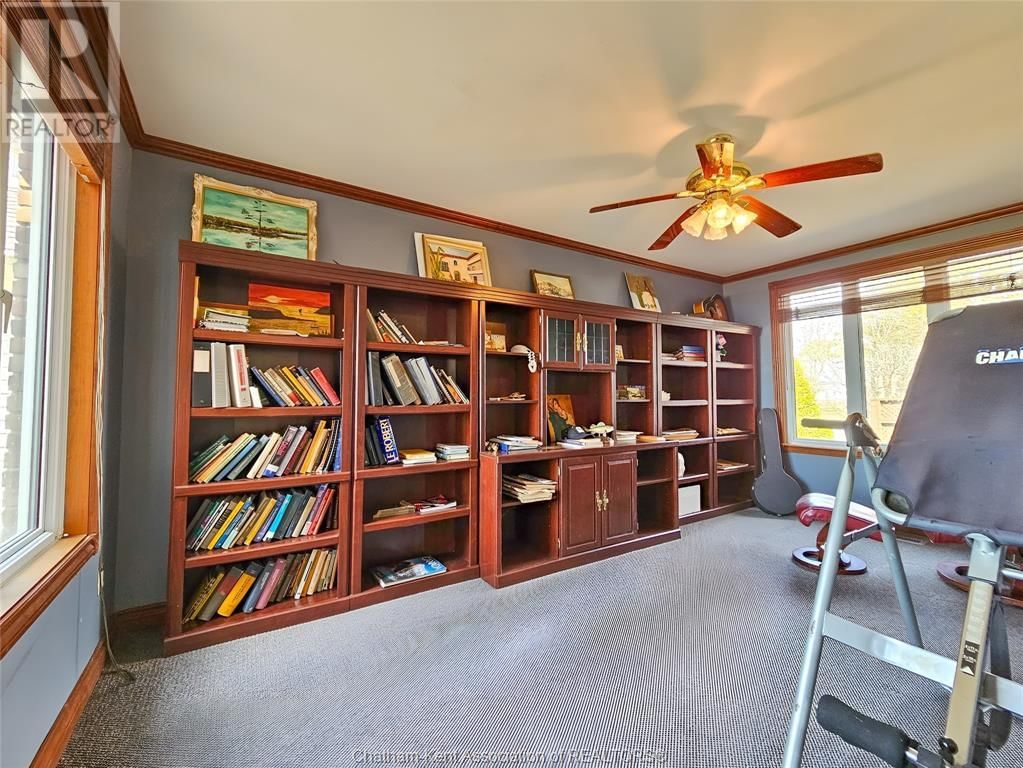 395 TOWANDA BOULEVARD Image 33