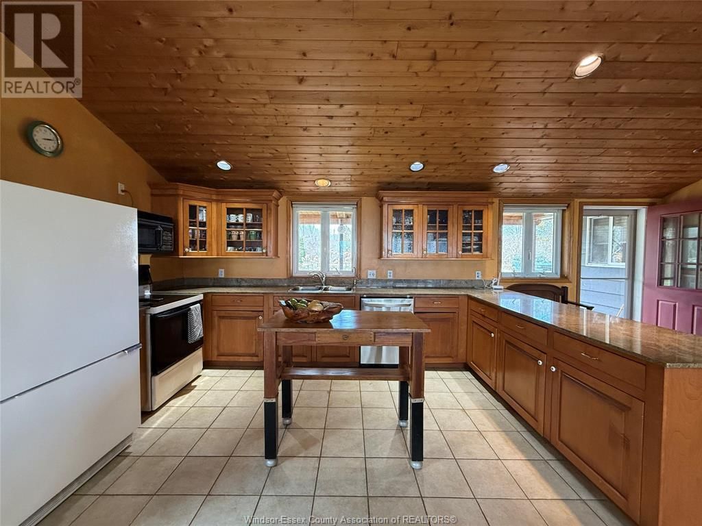 215 COOPER Image 17