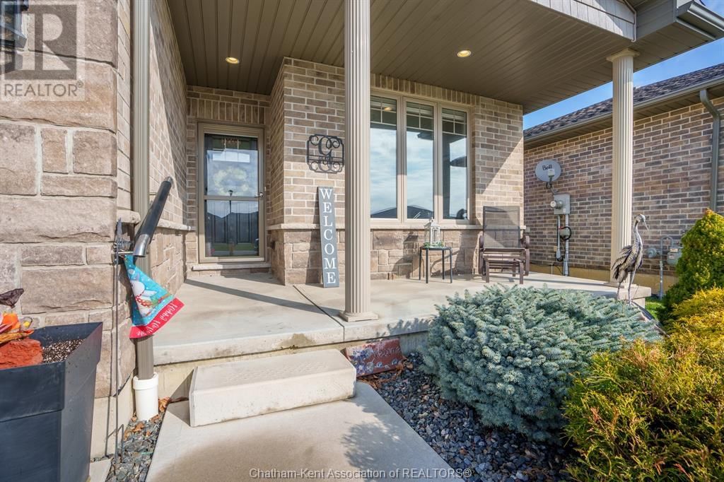 133 COTTAGE PLACE Image 3