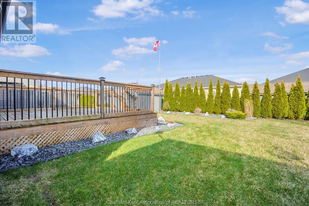 133 COTTAGE PLACE Image 36