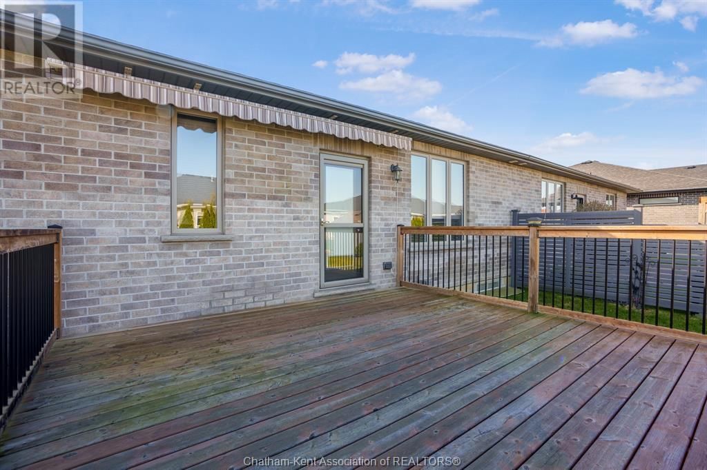 133 COTTAGE PLACE Image 40
