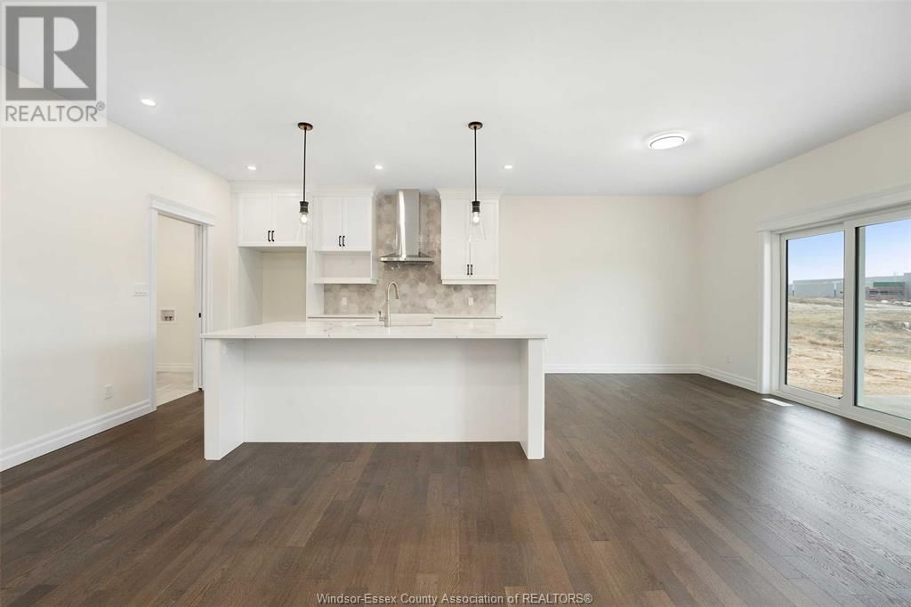 49 GRAF STREET Image 9