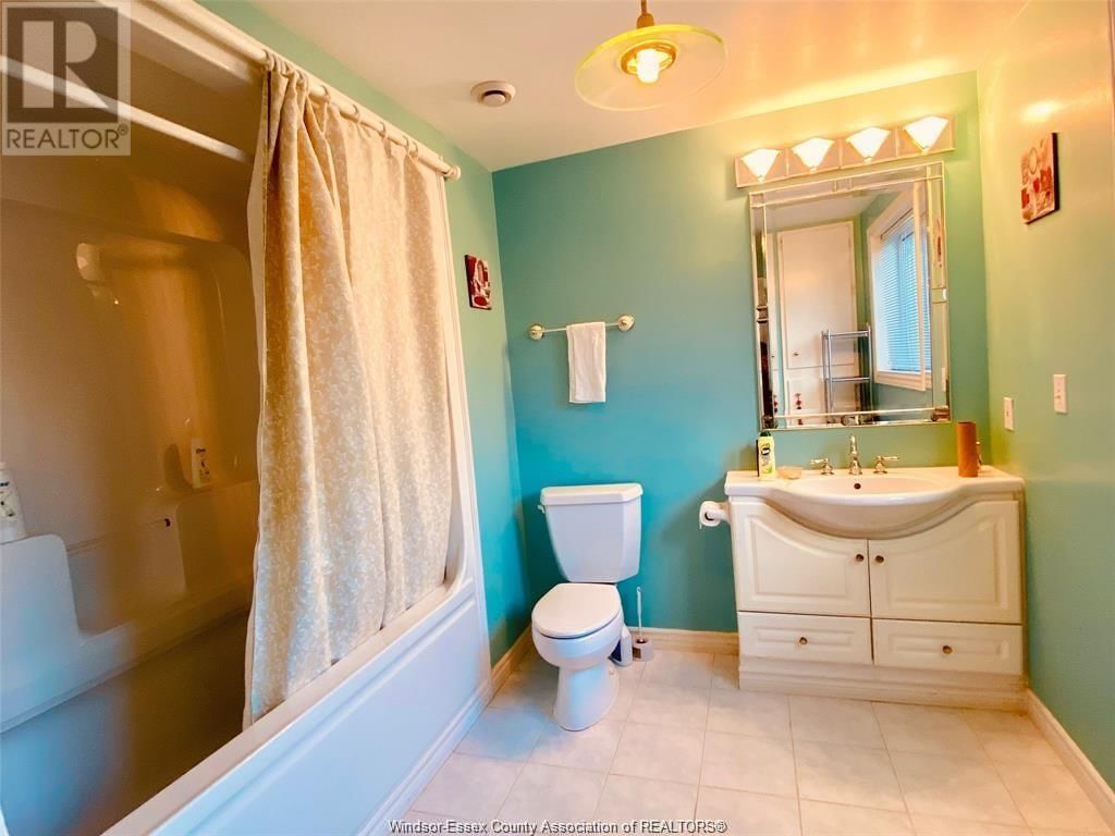 4348 GOLFCOURSE Image 14