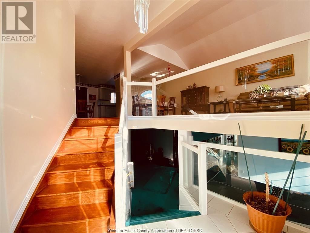 4348 GOLFCOURSE Image 2