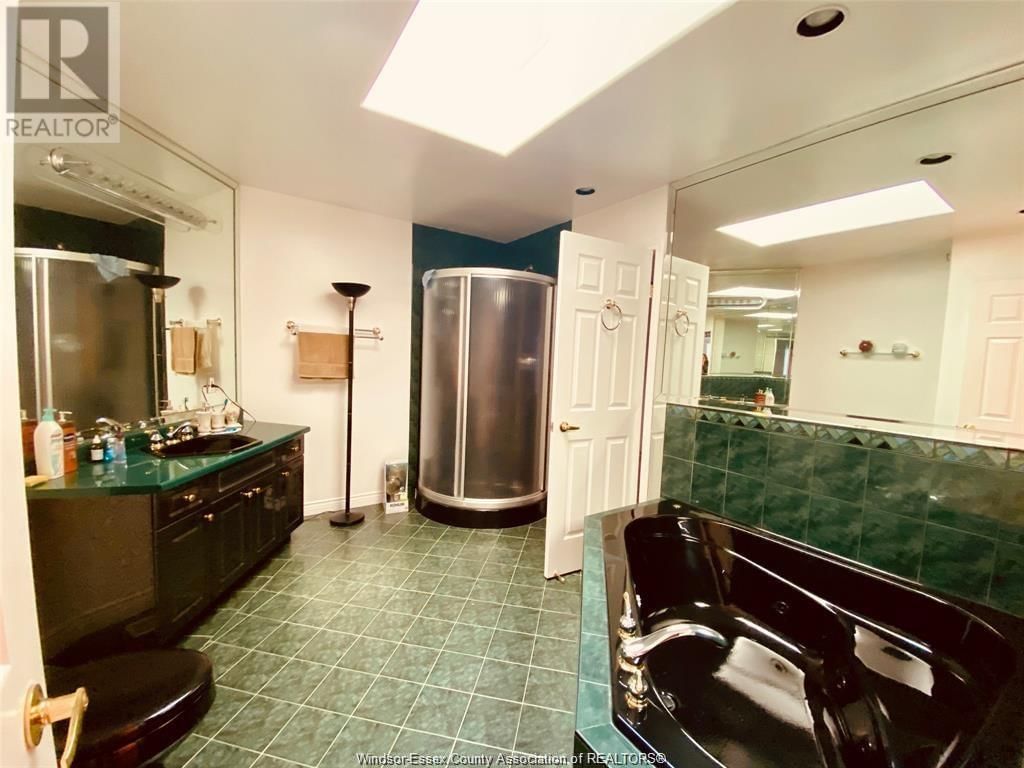 4348 GOLFCOURSE Image 7
