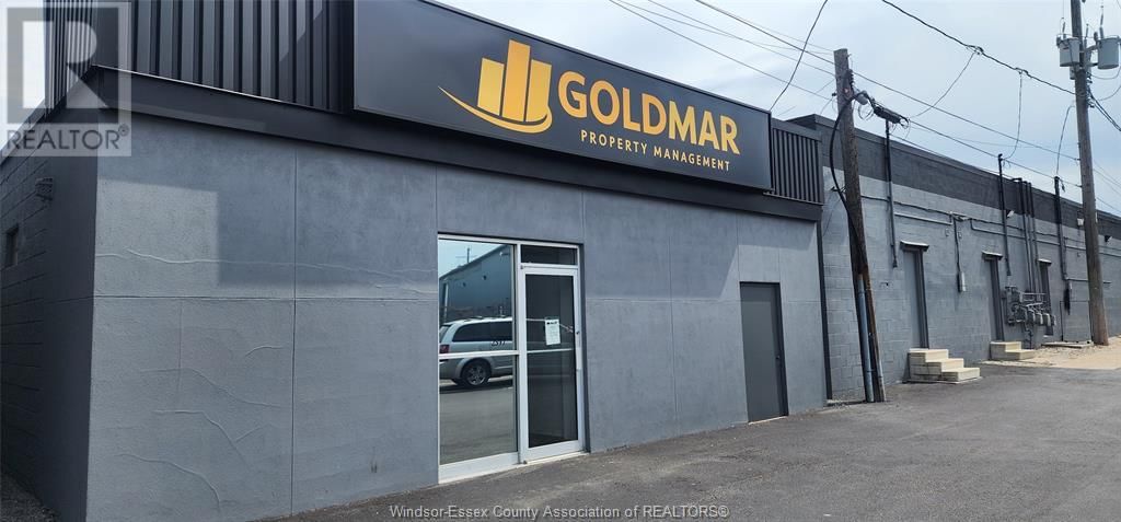 2597 HOWARD AVENUE Image 2