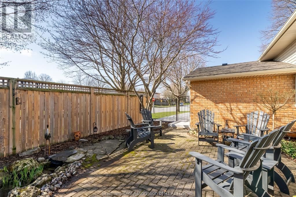 35 MONARCH DRIVE Image 34