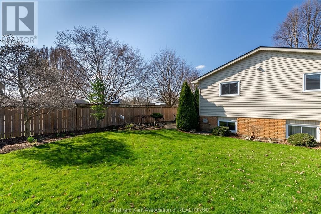 35 MONARCH DRIVE Image 39