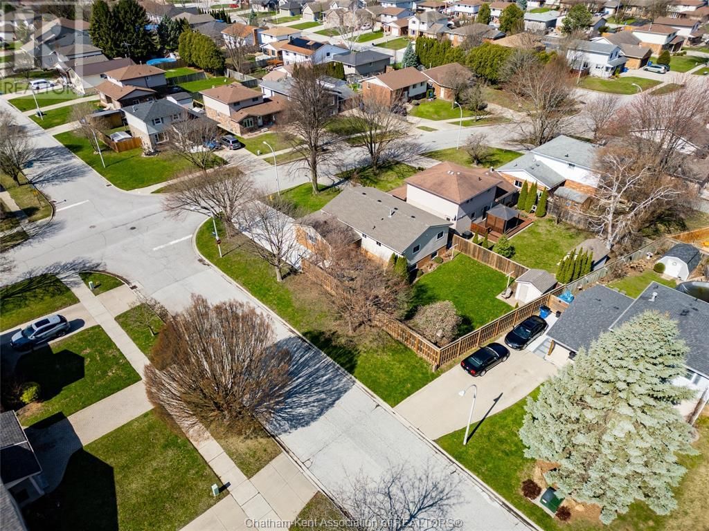 35 MONARCH DRIVE Image 46