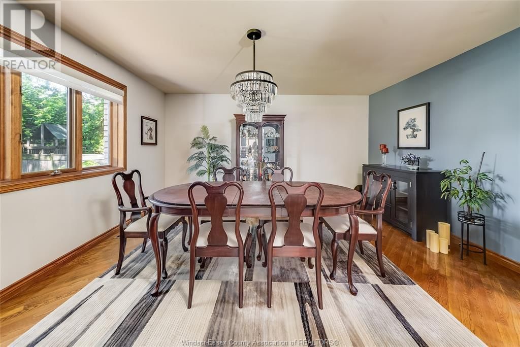 327 MAJESTIC DRIVE Image 8
