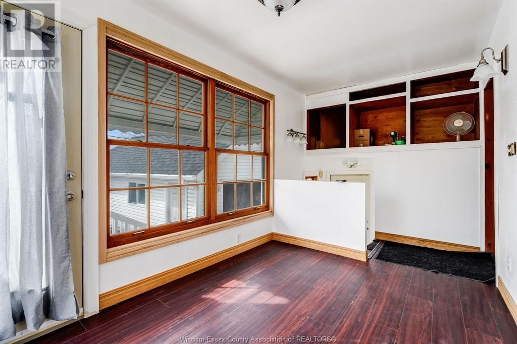 559 STANLEY Image 10