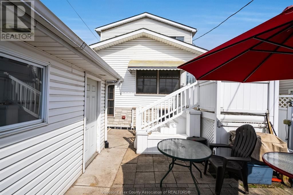 559 STANLEY Image 35