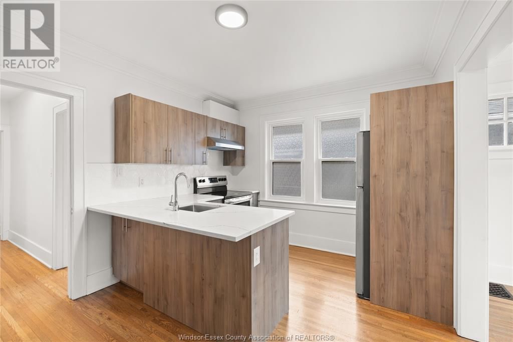 490 GILES BOULEVARD WEST Image 10