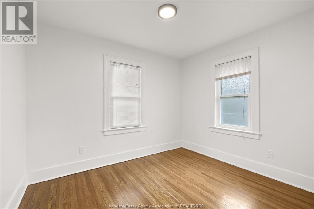 490 GILES BOULEVARD WEST Image 14