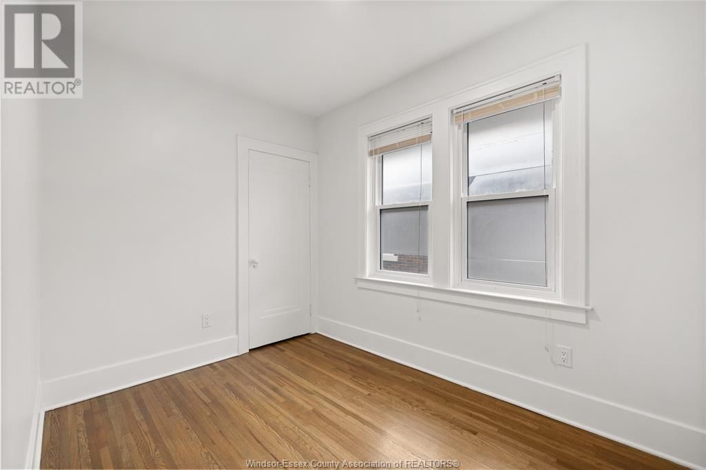 490 GILES BOULEVARD WEST Image 15