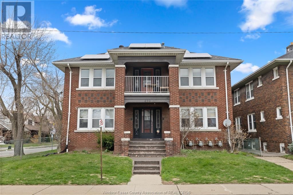 490 GILES BOULEVARD WEST Image 2