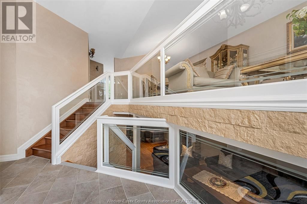 3675 DEERBROOK Image 11