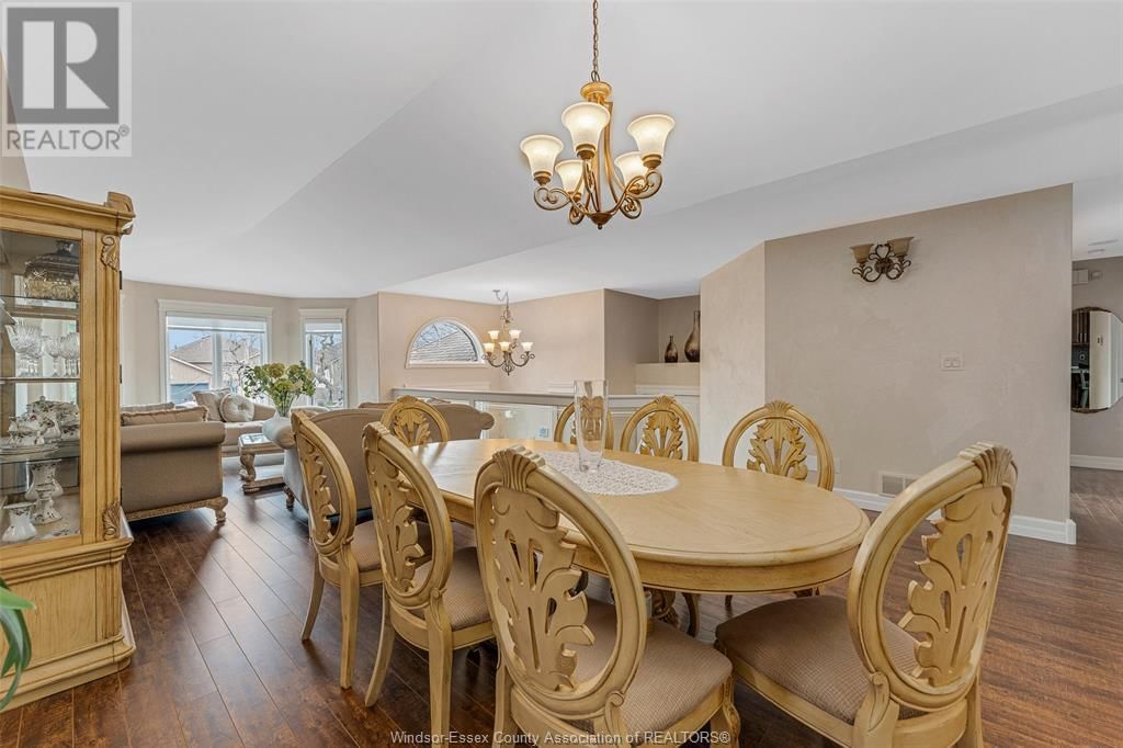 3675 DEERBROOK Image 14