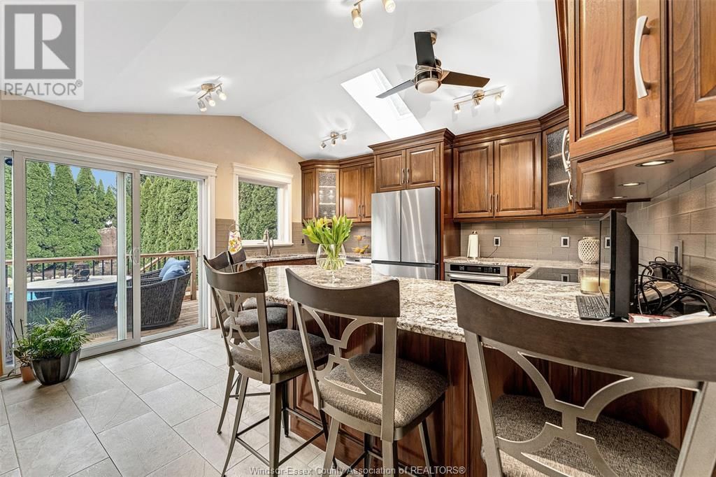 3675 DEERBROOK Image 17