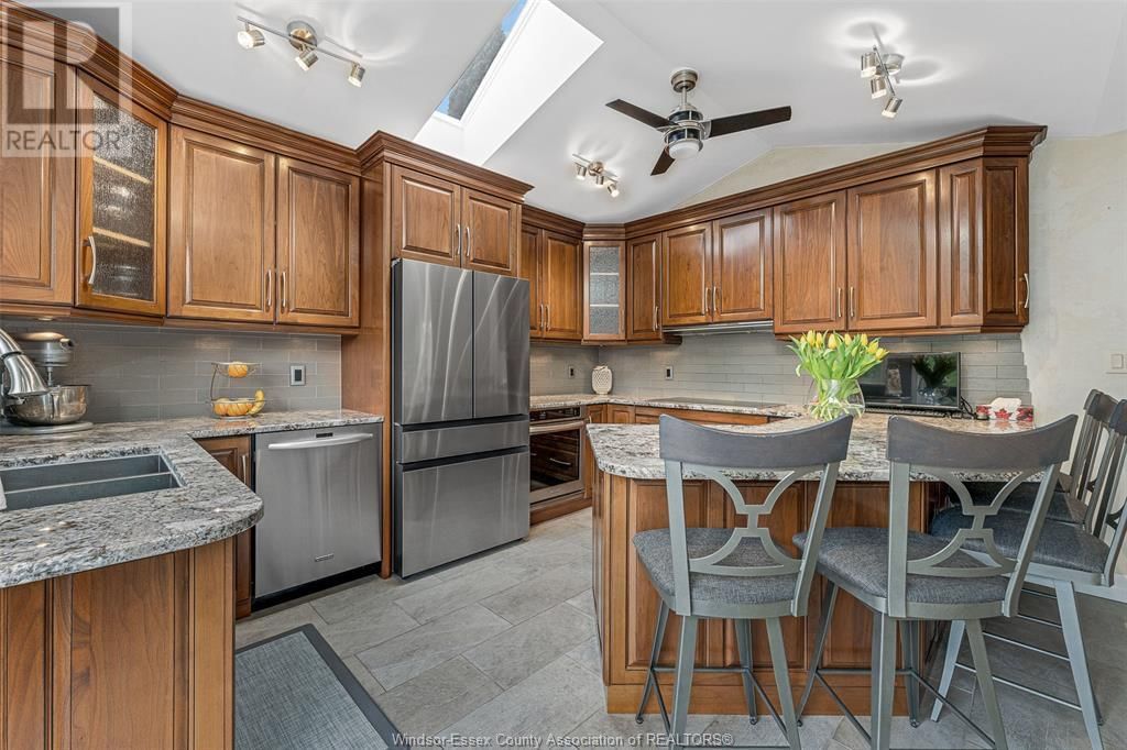 3675 DEERBROOK Image 18