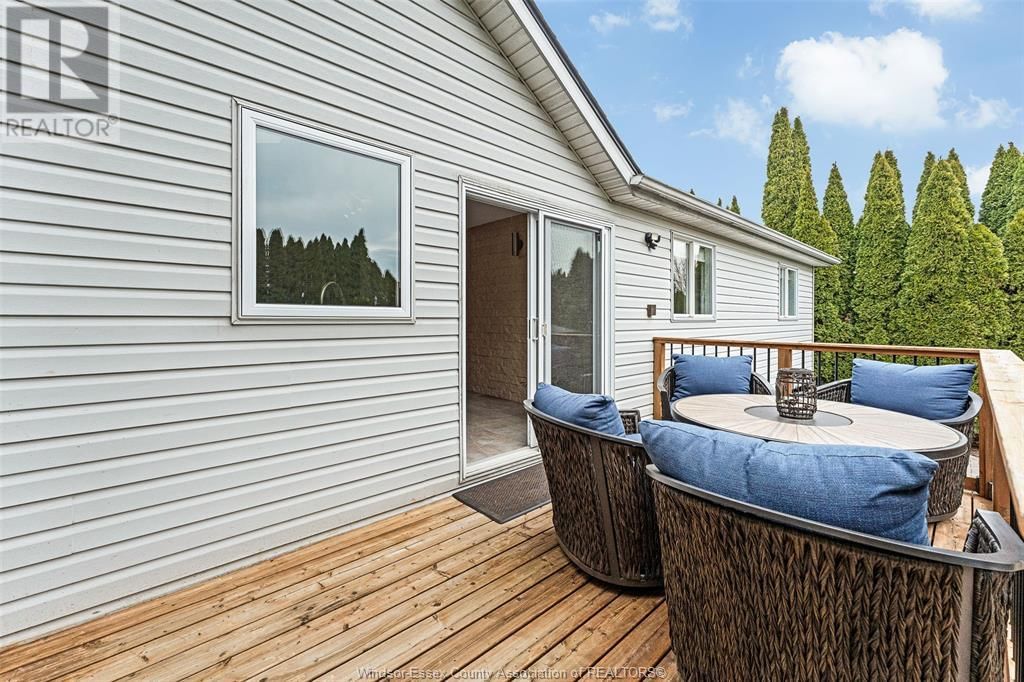 3675 DEERBROOK Image 21