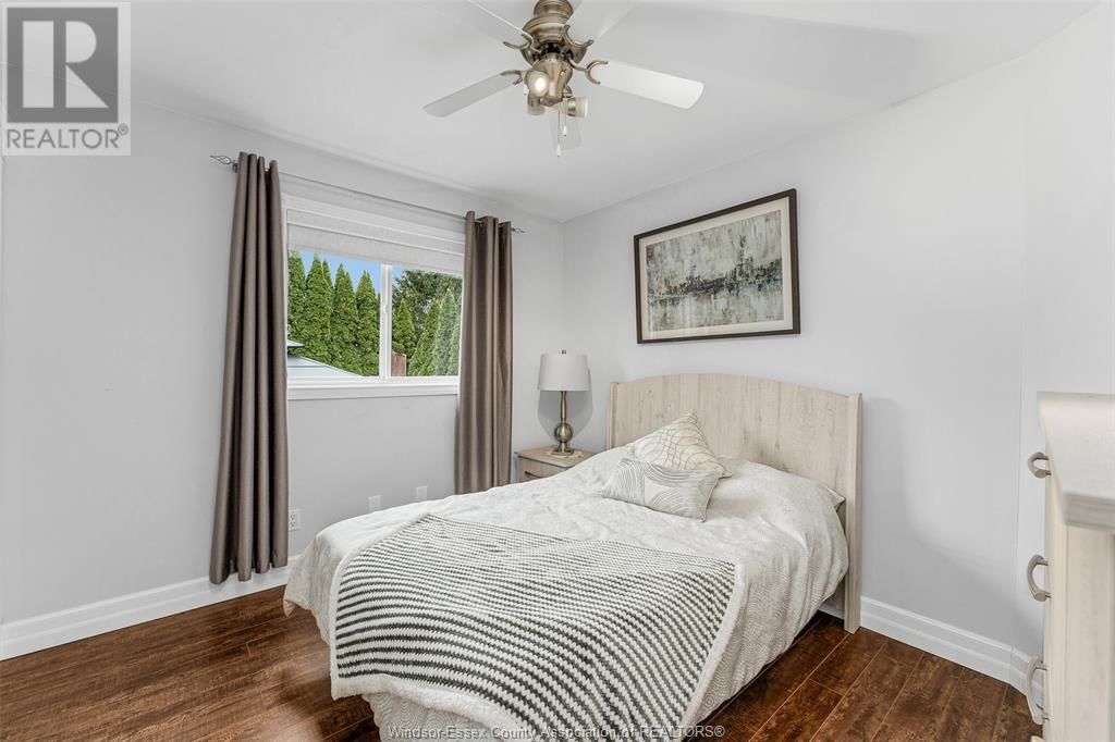 3675 DEERBROOK Image 25