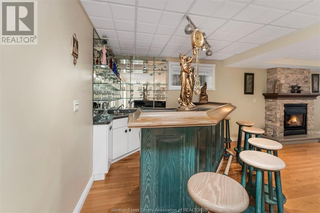3675 DEERBROOK Image 32