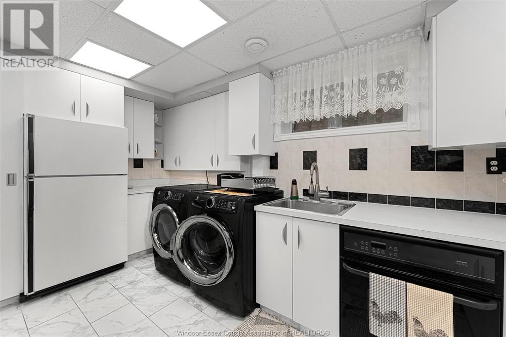 3675 DEERBROOK Image 36