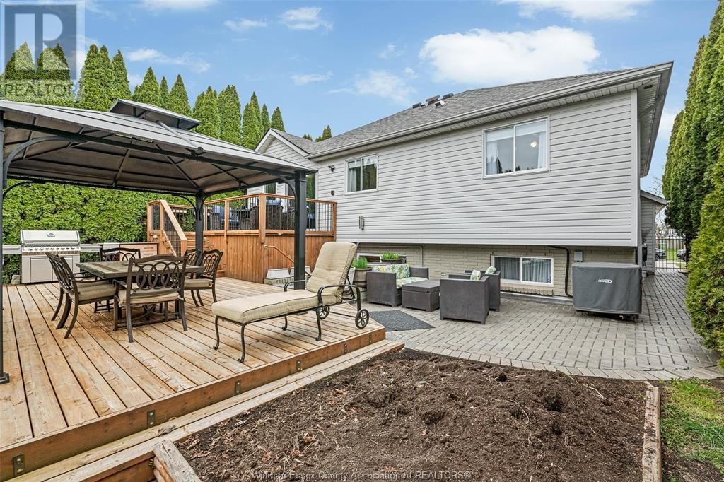 3675 DEERBROOK Image 9