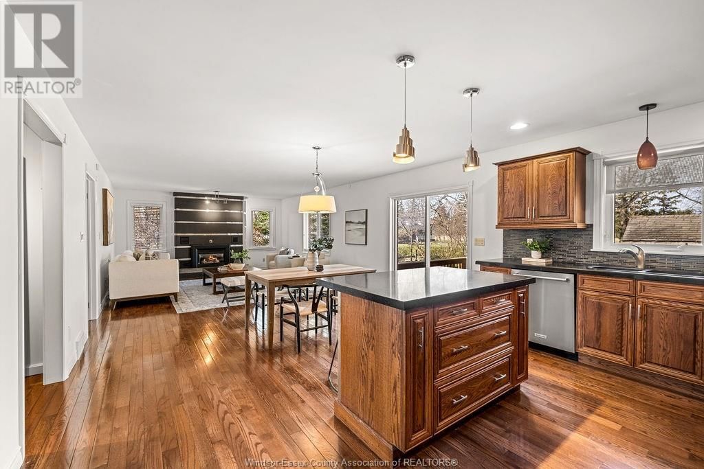121 PARK STREET Image 11
