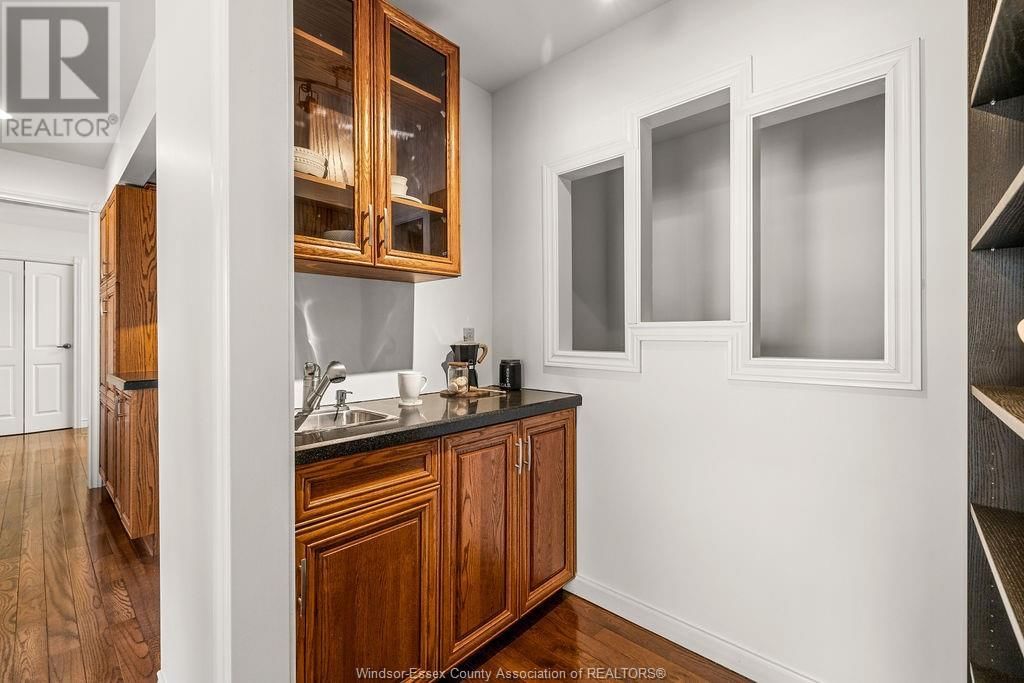 121 PARK STREET Image 16